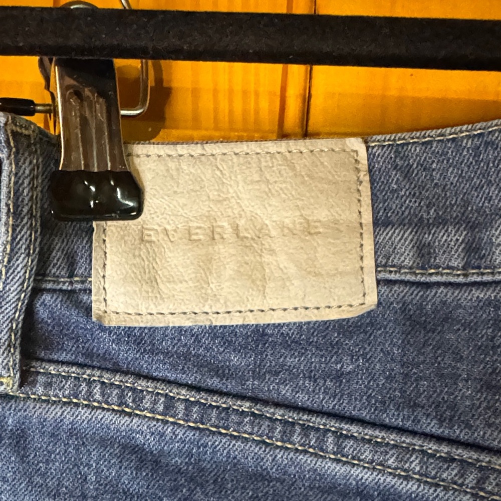 Everlane Women's Straight Leg Jeans in Blue - Picture 5 of 8